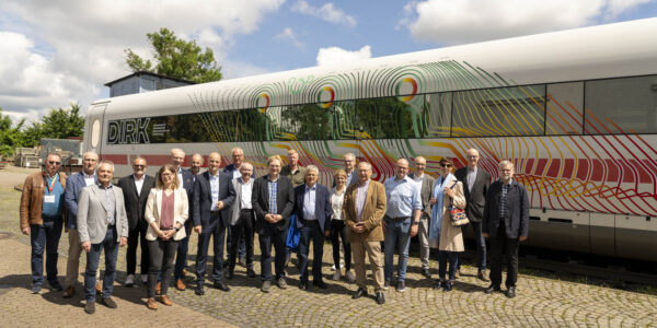 Kommission für Verkehr und Mobilität Bezirksregierung Detmold besucht RailCampus OWL